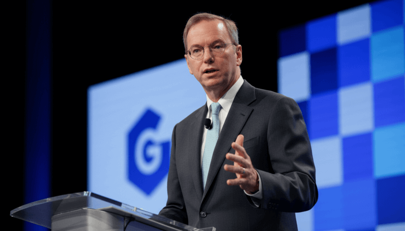 Бывший глава Google объяснил, в чём преимущество США в технологиях