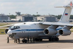 Россия передала ВКС новый транспортный самолет Ил-76МД-90А