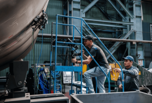 «Росатом» внедрил роботов‑пауков для инспекции швов реакторов