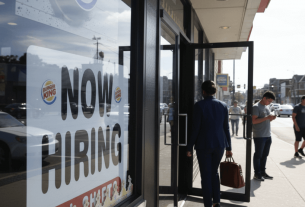 ИИ меняет рынок труда США: рост ML-инженеров, стабильность для разработчиков